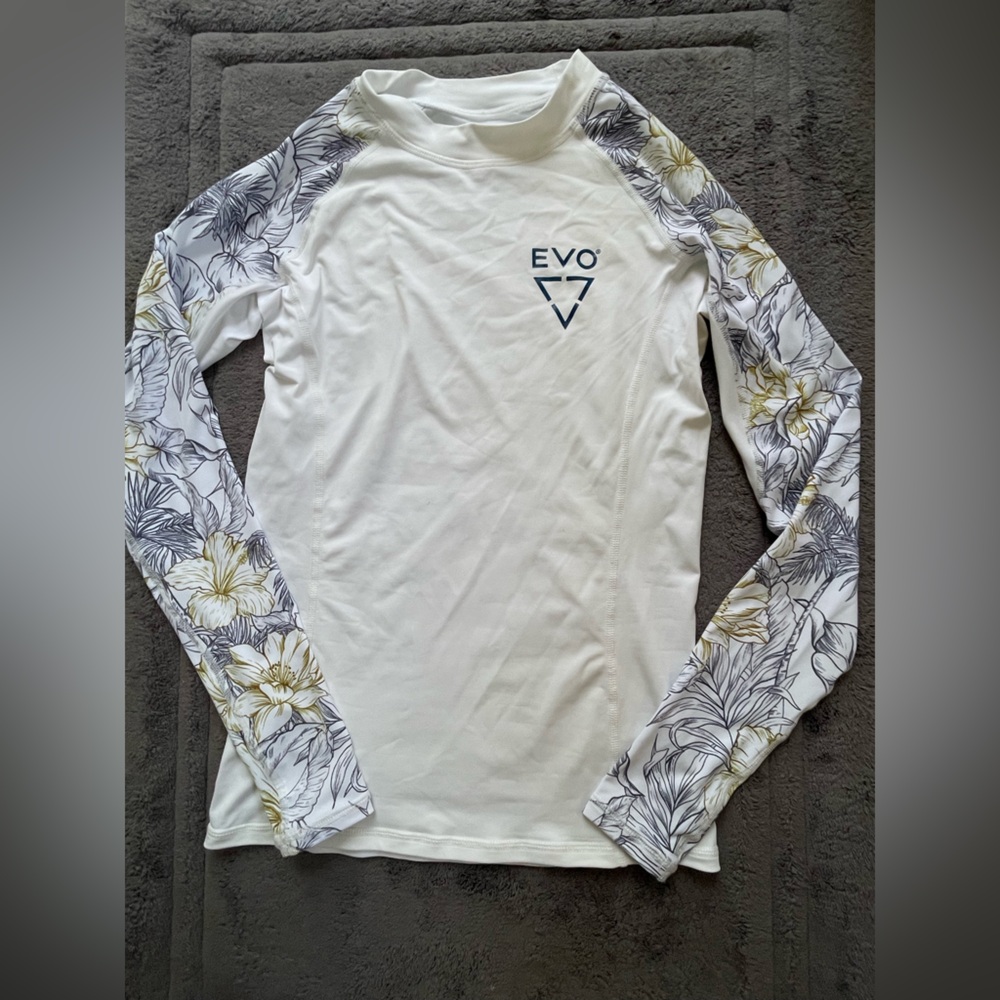 Evo Floral Sleeve White Rash Guard